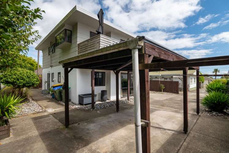 2/10 Chisnall Street Stoke_32