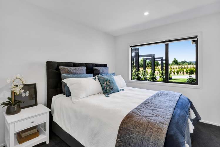 90 Peters Road Egmont Village_22