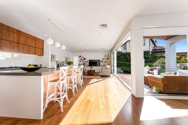 14 Tauwaka Crescent Riverhead_6