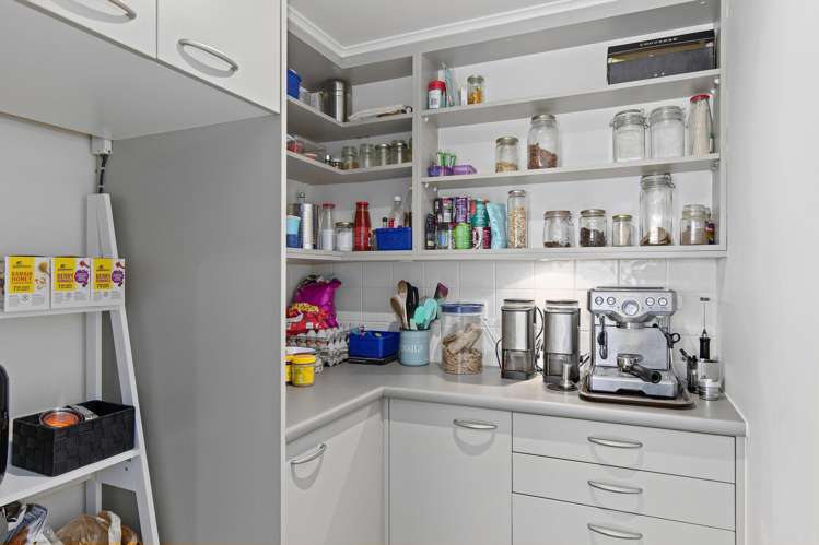 13 Wilkie Crescent Naenae_4