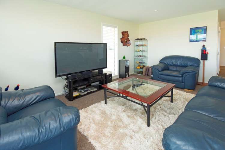 284 Alec Craig Way Gulf Harbour_7