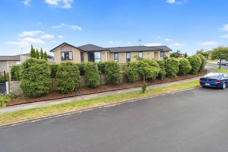15 Blackwood Crescent Glenview_9