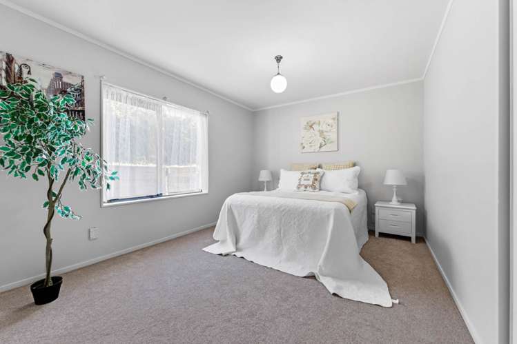 2 Skelton Avenue Manurewa_9