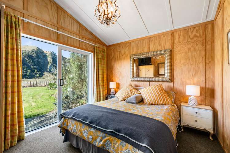 161 E and H Rowes Road Hunterville_9