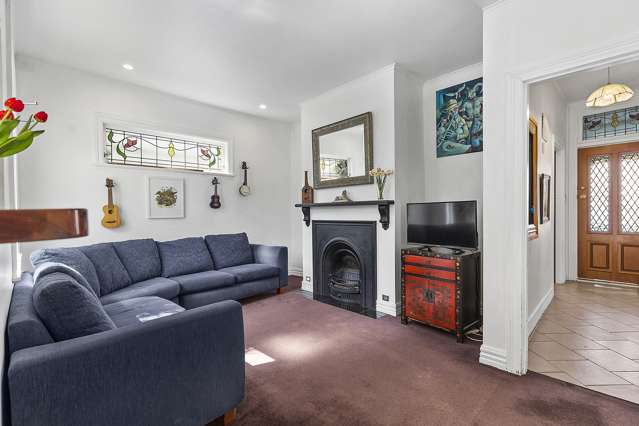 27 Donald Mclean Street Newtown_1