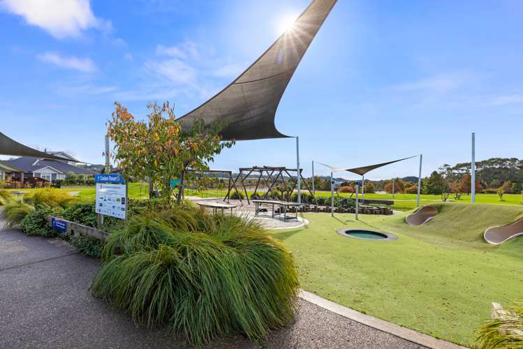 185 Lakes Boulevard Pyes Pa_21