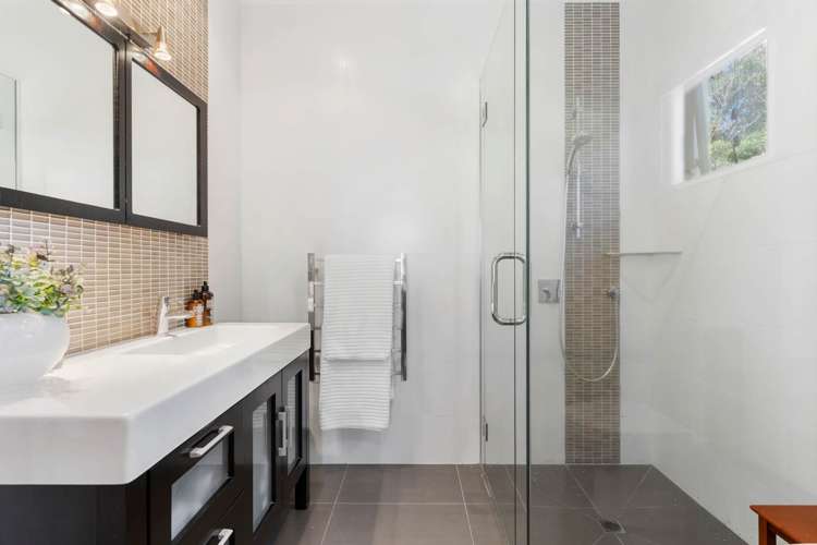 242 Riddell Road Glendowie_17