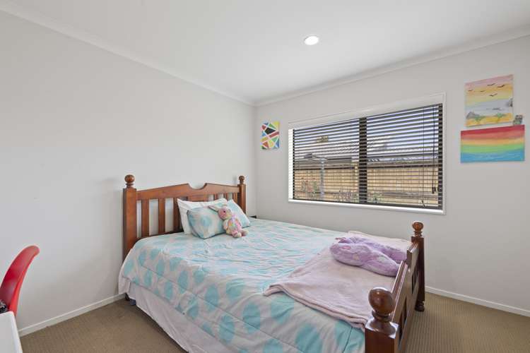 26 Aberdeen Crescent Wattle Downs_7