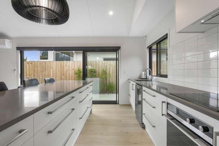 47 Charles Crescent Rainbow Point_8