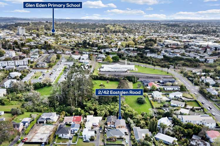 2/42 Eastglen Road Glen Eden_19