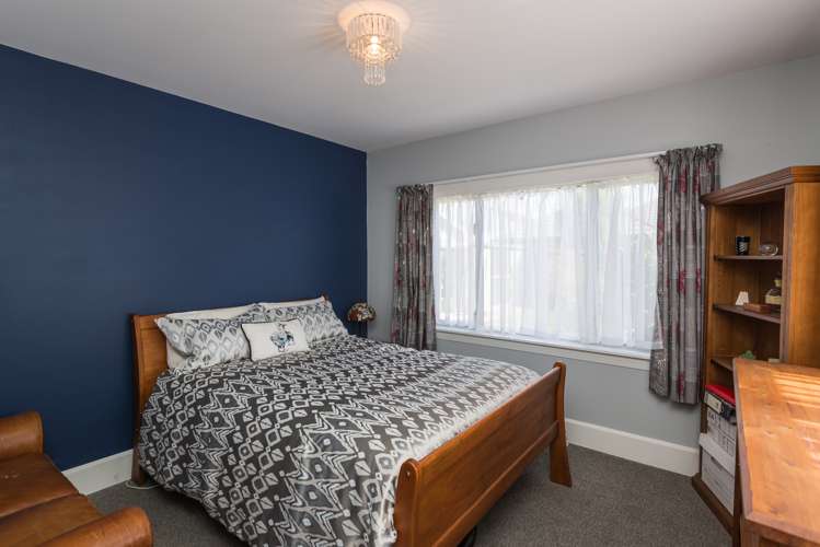 681 Worcester Street Linwood_12