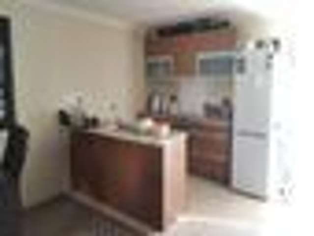 2/46 Carlos Drive Flat Bush_1