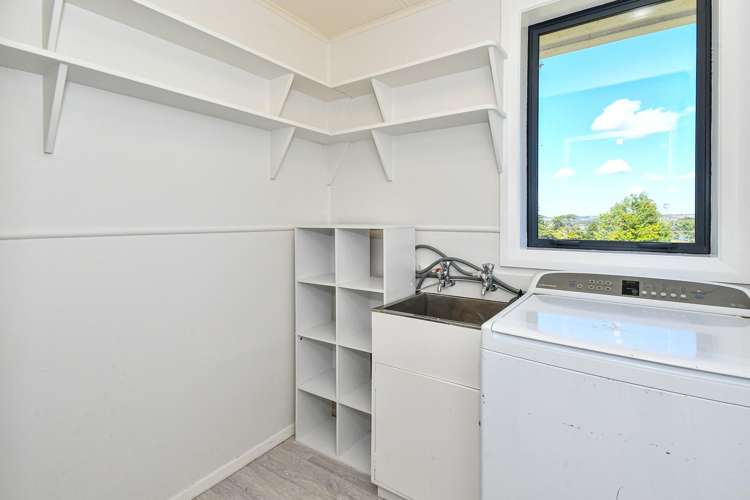 4 Kohekohe Crescent Meremere_11