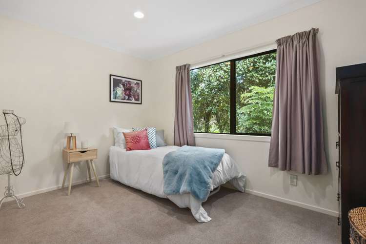 134 Woodlands Park Road Titirangi_10