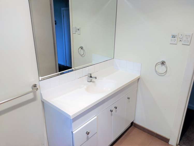 57 Methuen Road New Windsor_9