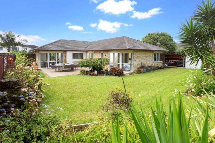 22 Belfry Place Wattle Downs_18