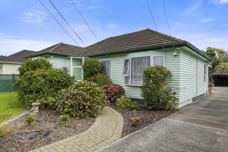 45 Bull Avenue Wainuiomata_16