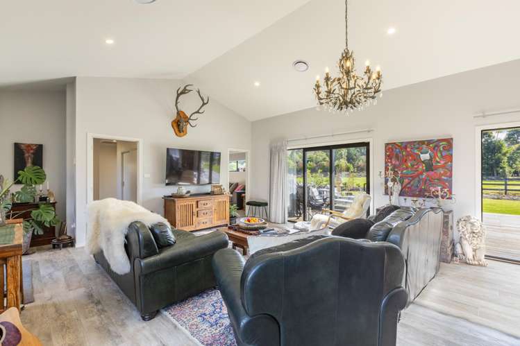 7b Stock Road Otane_18