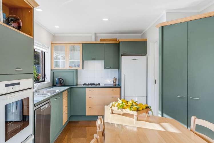 20 Butley Drive Farm Cove_7