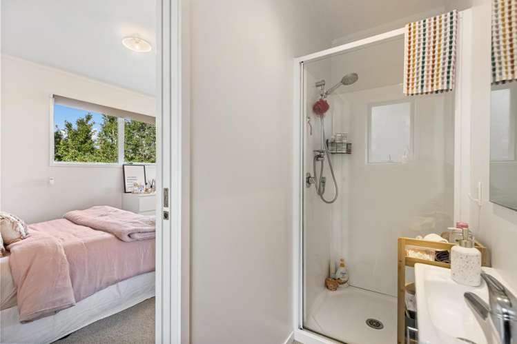 312 Birdwood Road Massey_33