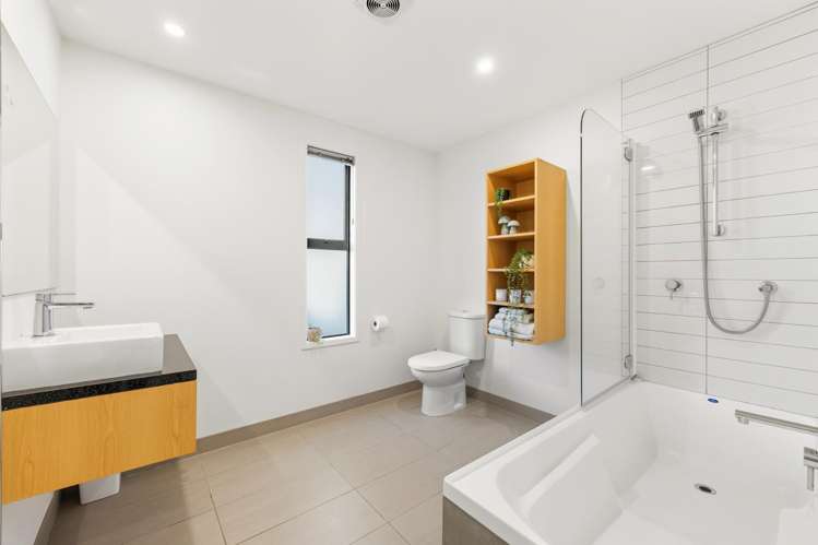 2 Bridesdale Drive Lake Hayes Estate_16