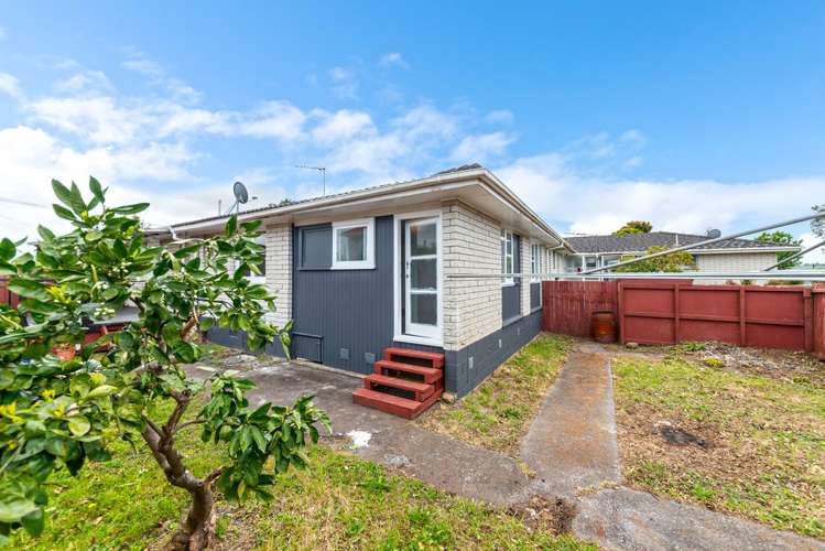 2/215 Swanson Road Henderson_20