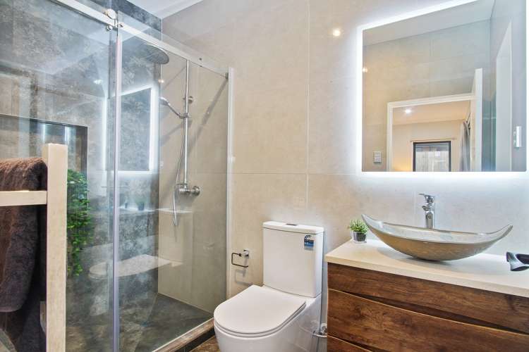 16 Catherine Mclean Road Pukekohe_14