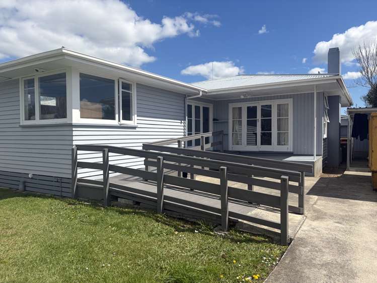 11 Masefield Drive Enderley_18
