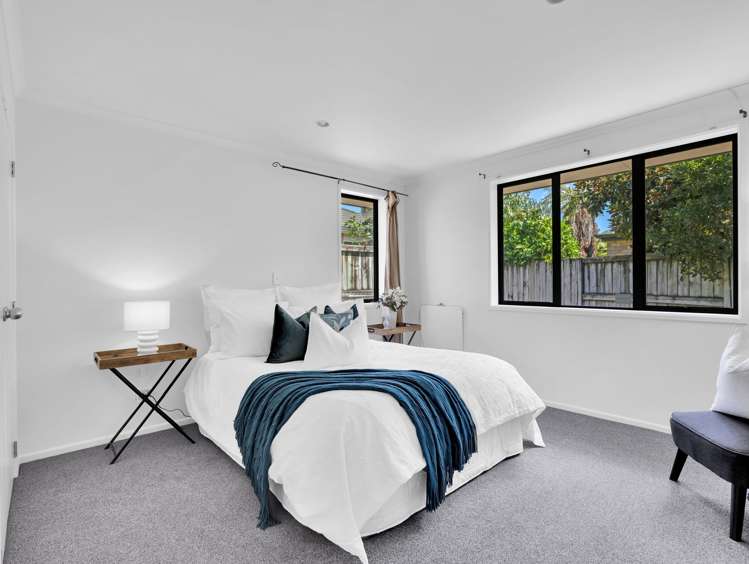 5 Locksley Lane Hamilton East_20