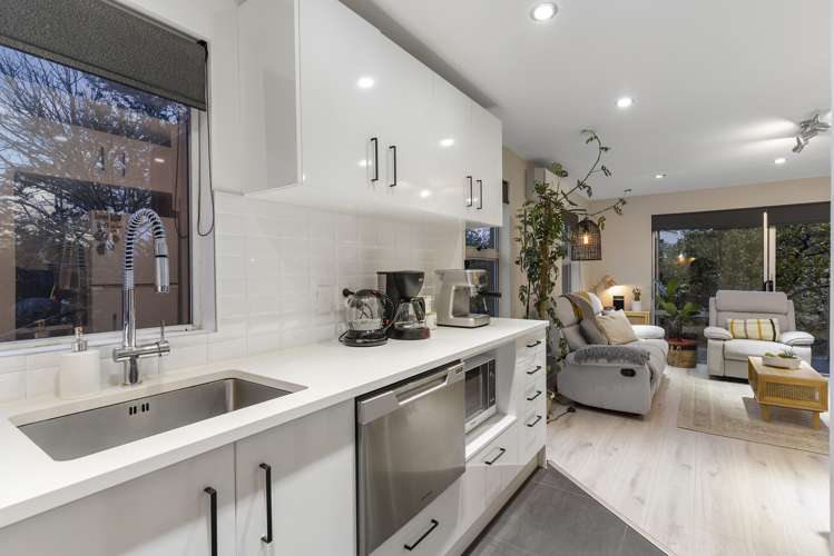 1/7 Alston Avenue Kelston_10