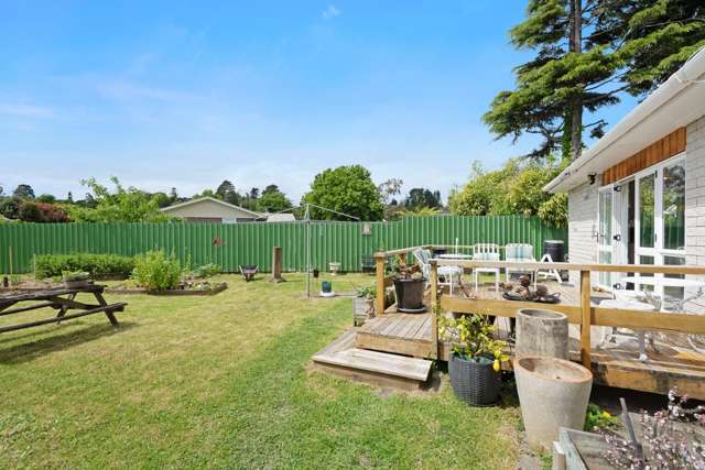 7 Ponderosa Grove Maoribank_1