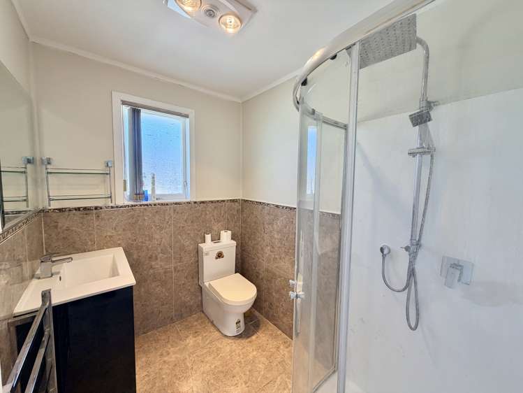 1/126 Porchester Road Papakura_8