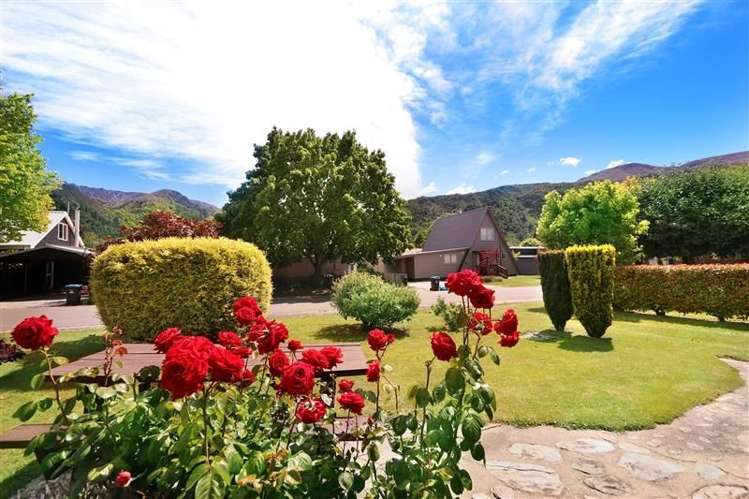 8 Ritchie Street Arrowtown_2