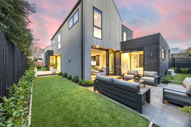 2/35 Saint James Avenue_1