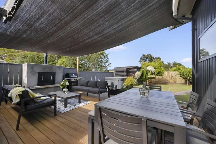 18 Mayfair Place Westown_2