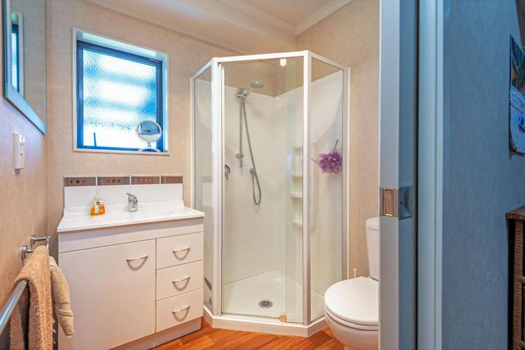 73 Haggerty Street Kimbolton_16