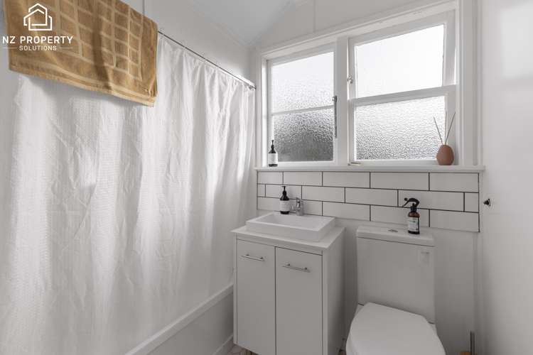 109 Hillhead Road Corstorphine_14