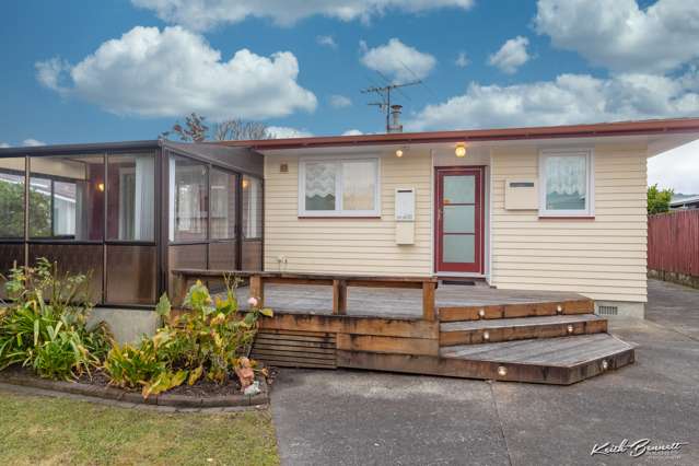 62 Oregon Drive Maoribank_4