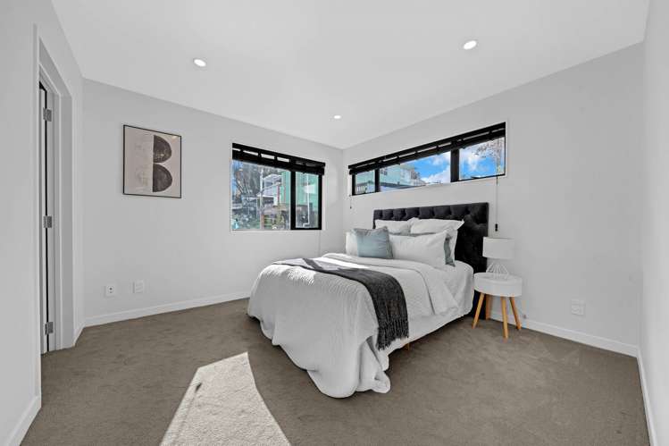 17B Cheval Drive Totara Vale_13