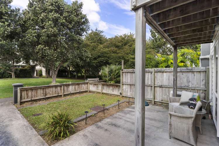 59 Phar Lap Crescent Takanini_8