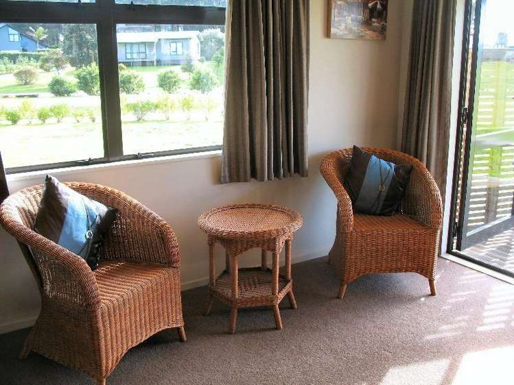 103 The Fairway Matarangi_5