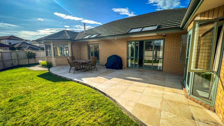 128 Lake Terrace Road Burwood_19