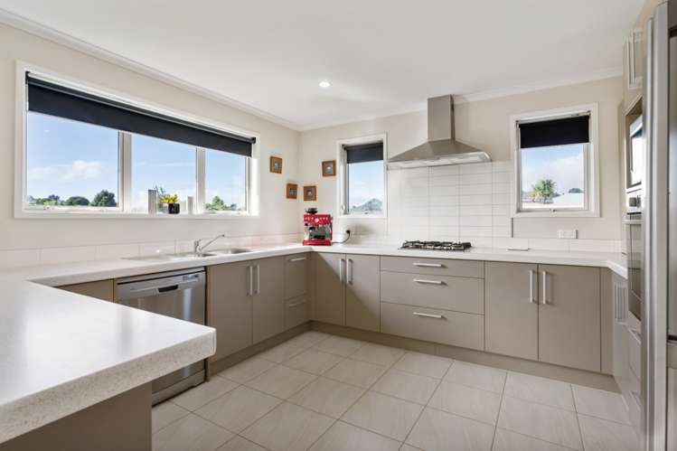 100 Estuary View Whangamata_5