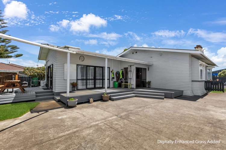 404 Tremaine Avenue Takaro_23