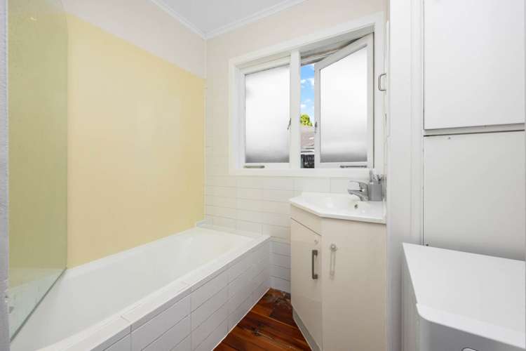 416 West Coast Road Glen Eden_8