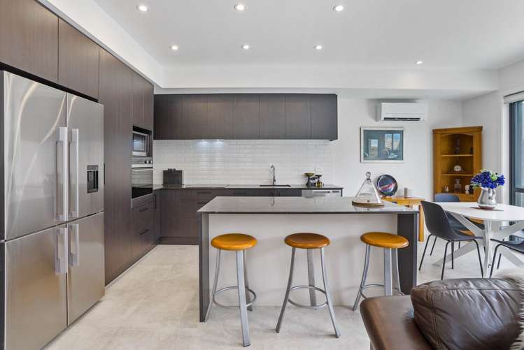 302 Jack Lachlan Drive Beachlands_4