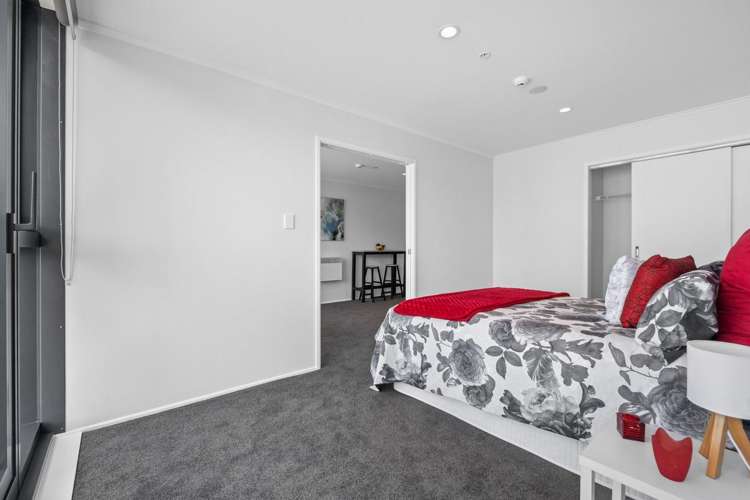 12D/30 Westward Ho Road Glen Eden_7