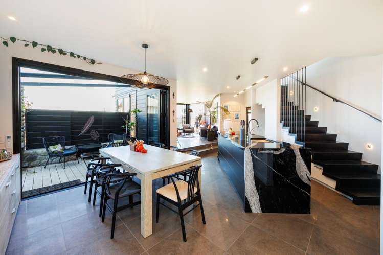 6 Dawson Street Foxton Beach_13
