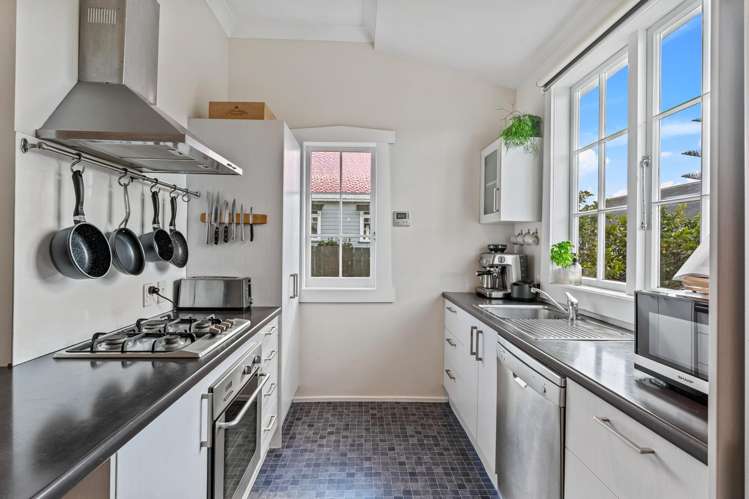 5 Rewa Street New Lynn_12