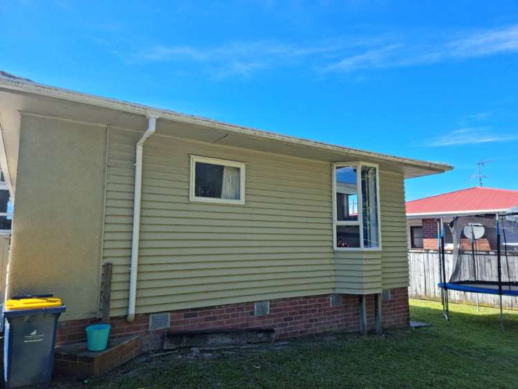 37 Covil Avenue Te Atatu South_16